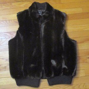 Style & Co. Lined Vest, Knit Pattern On Back, Faux Fur On Front, Size L